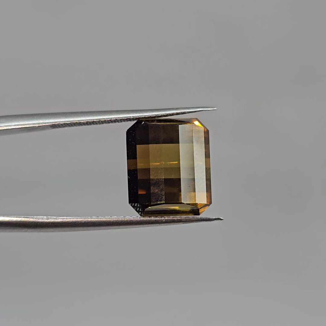 Tourmaline marron