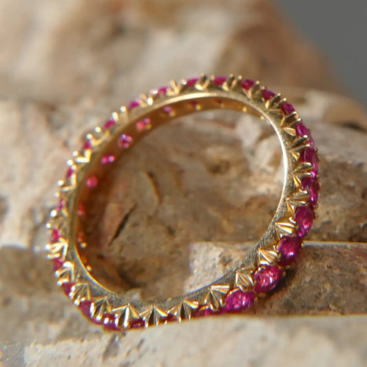 Bague alliance en or 18K – Rubis éternel